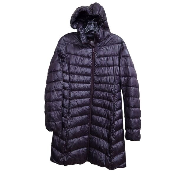 Uniqlo Ultra-Light Down Puffer Jacket Womens M Hooded Packable Longer Plum cubes - Picture 1 of 14